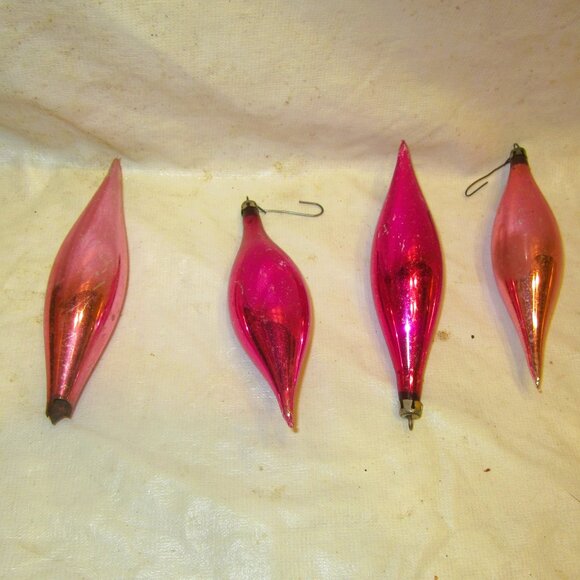 VTG 50'S GLASS TEARDROP ORNAMENTS, LT PINK & FUCHSIA COLORS - Picture 1 of 4